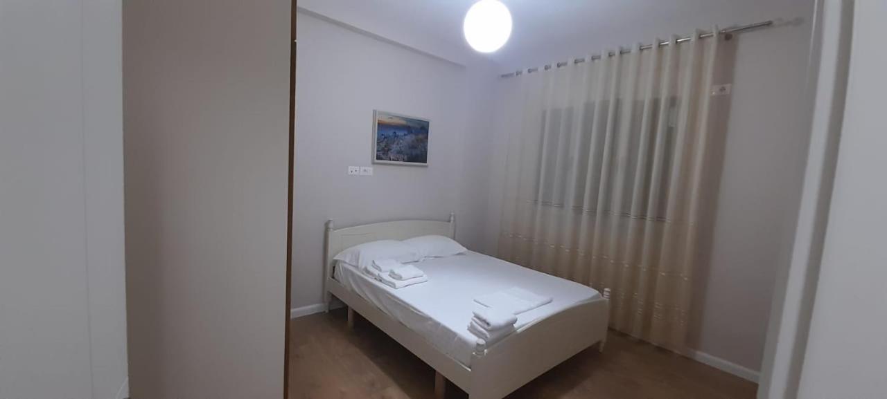 Odri Apartment Vlore Luaran gambar