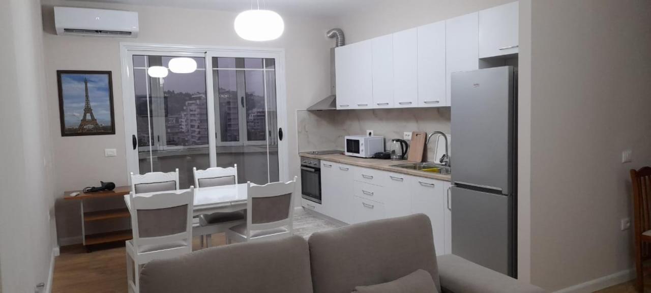 Odri Apartment Vlore Luaran gambar