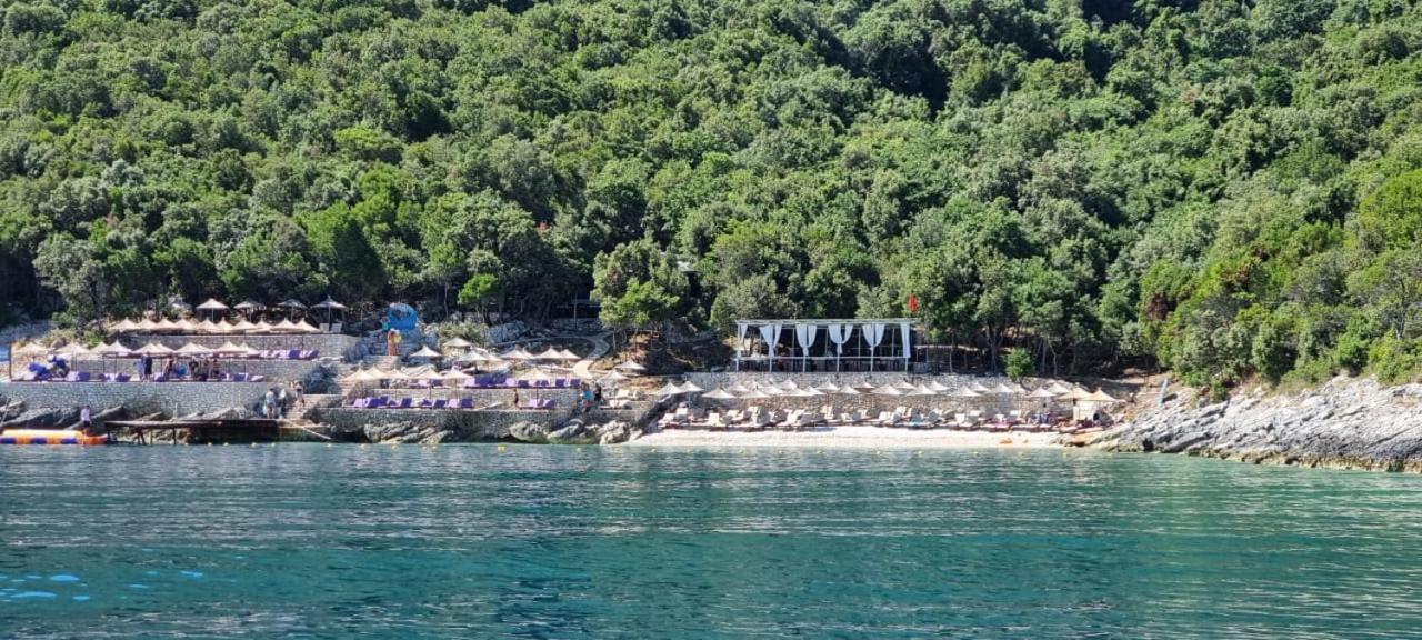 Odri Apartment Vlore Luaran gambar