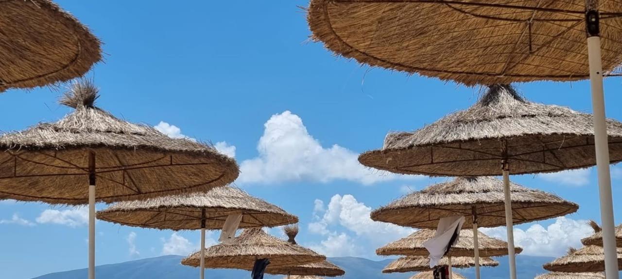 Odri Apartment Vlore Luaran gambar